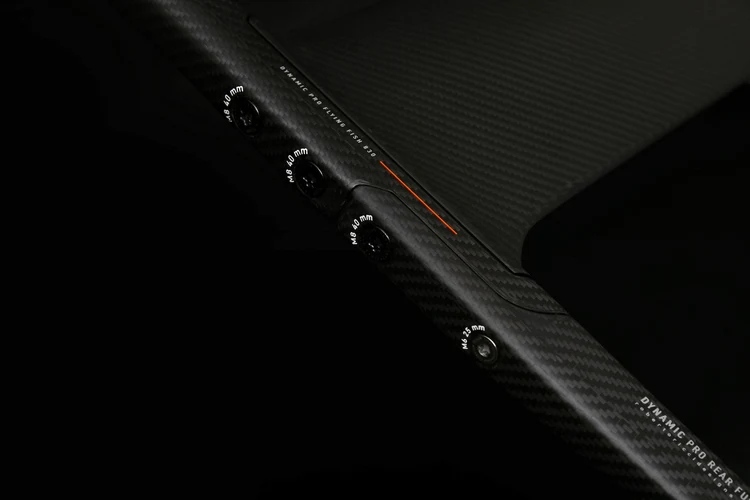 RRD Dynamic Pro detail spojení křídla a fuseláže